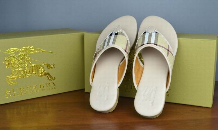 2017 Burbry slippers woman 35-42-047